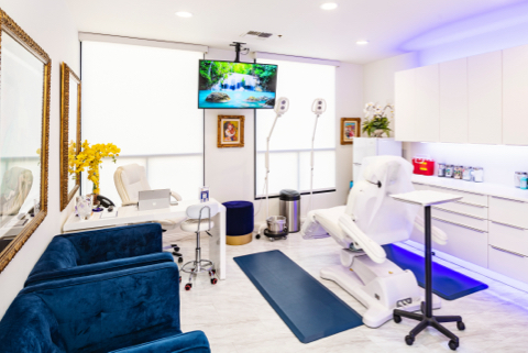 Forever Ageless Med Spa in Newport Beach